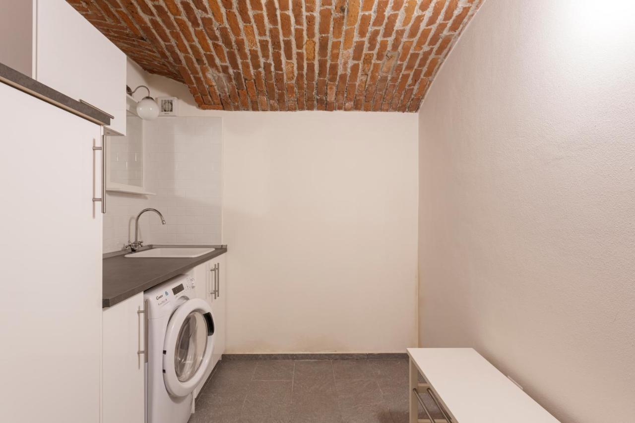 Modern & Stylish Loft - 2 Min From Station Apartment *